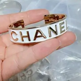 chanel bracelets s_1205337